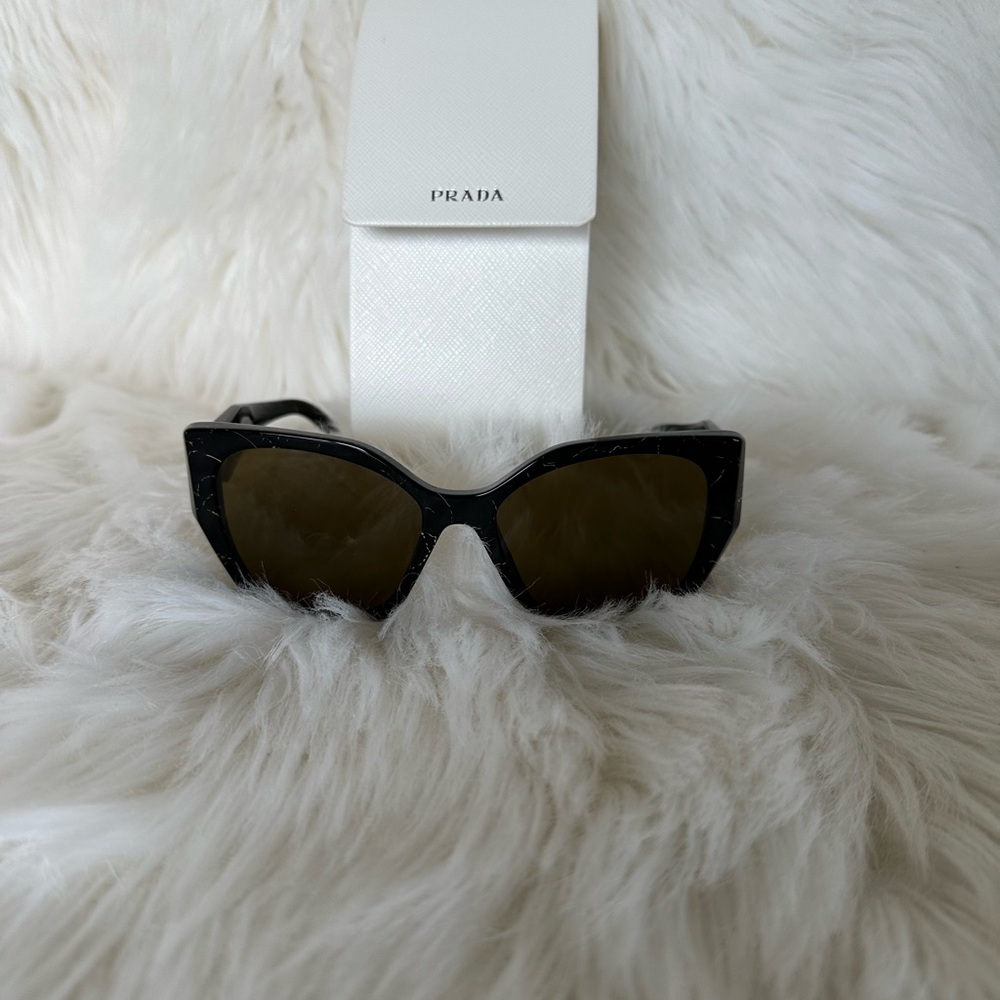 *Authentic* Prada Sunglasses*Authentic* - image 7